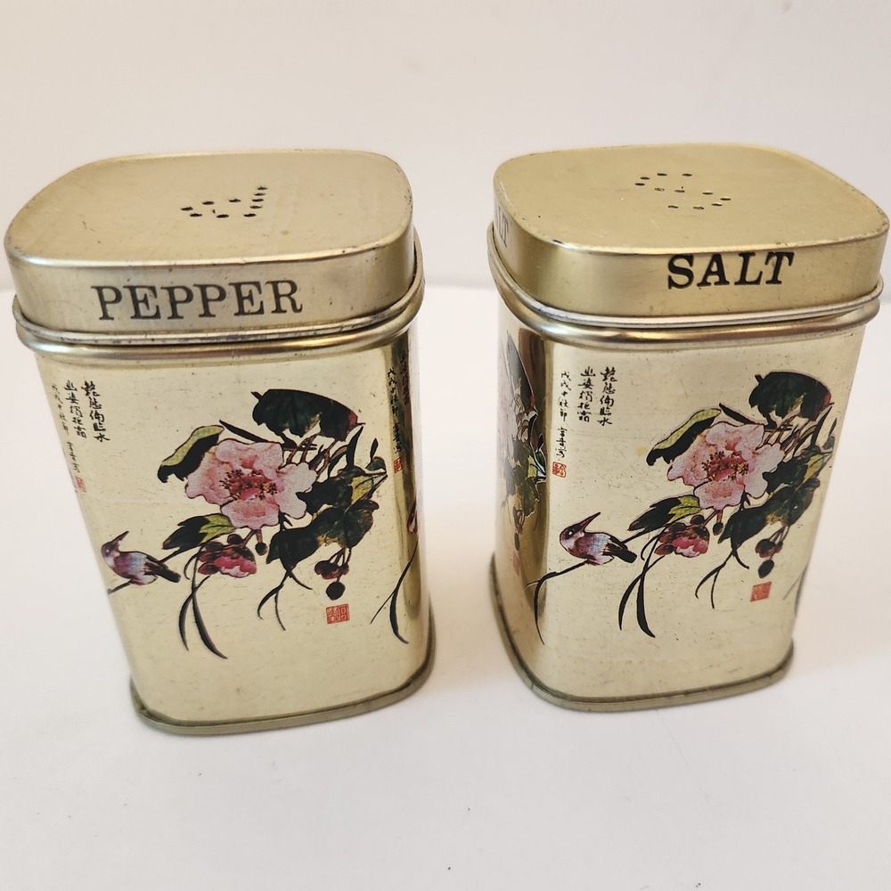Vtg Tea Chinoiserie Salt & Pepper Shakers Gold Tin Floral Bird Made in Hong Kong